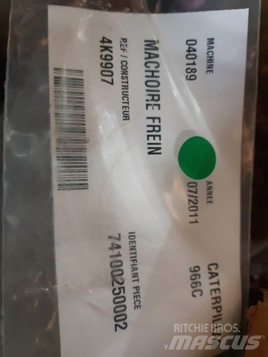 CAT 966C Vikšrai, grandinės ir važiuoklės