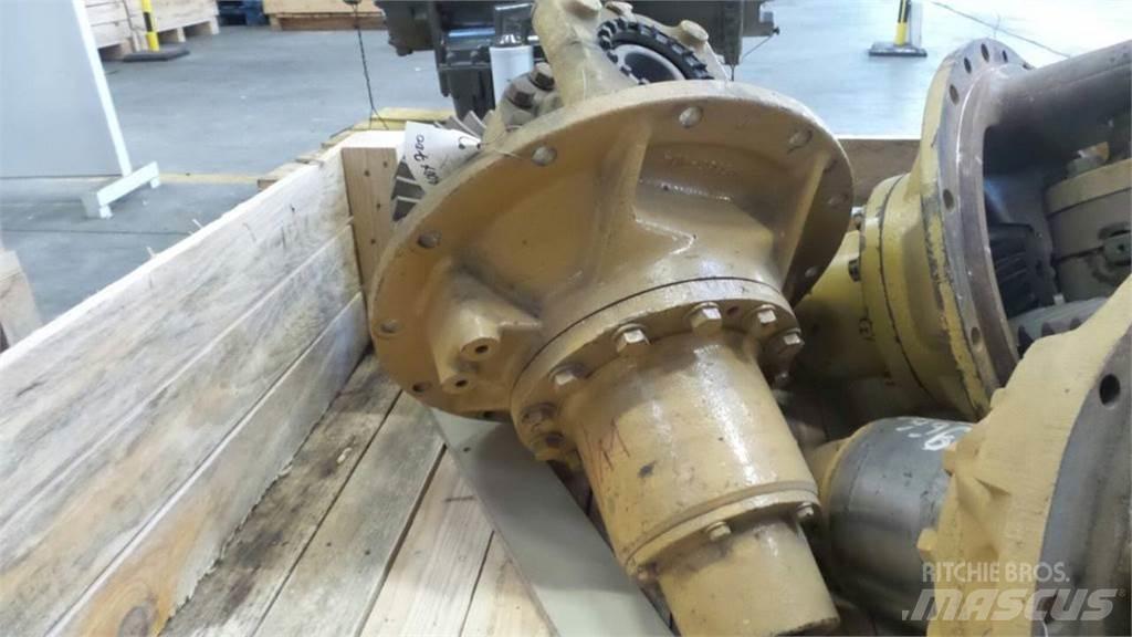 CAT 966D Transmisijos