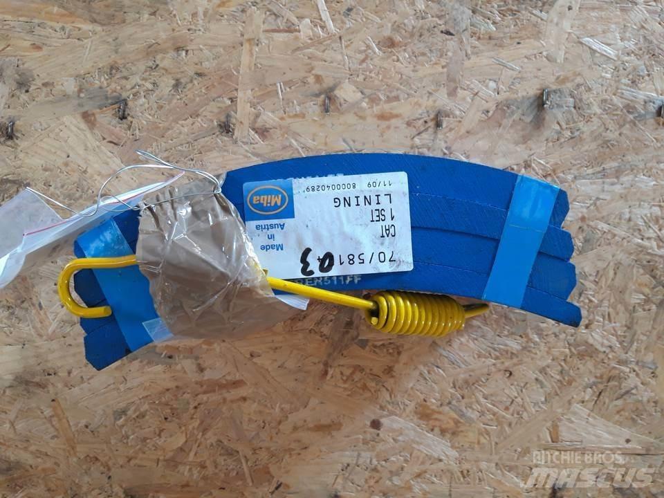 CAT 966D Vikšrai, grandinės ir važiuoklės