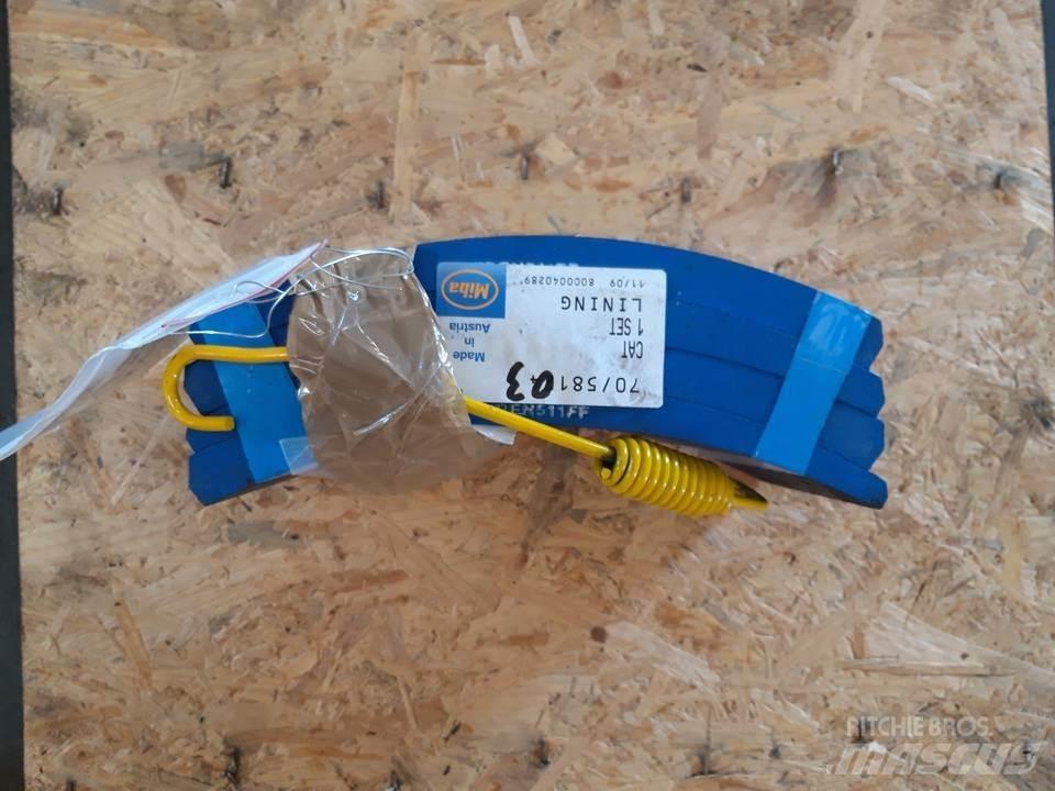 CAT 966D Vikšrai, grandinės ir važiuoklės