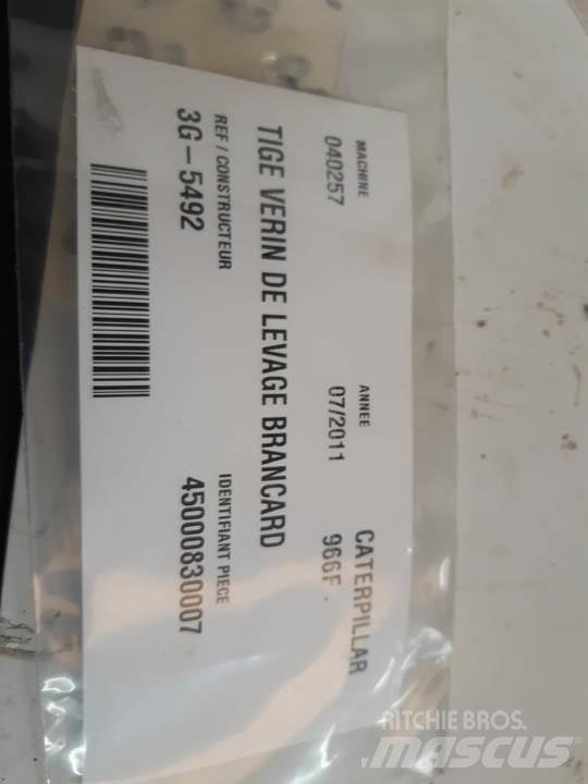 CAT 966F Hidraulikos įrenginiai