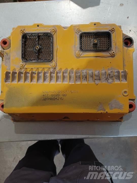 CAT 972M Kabinos ir interjeras