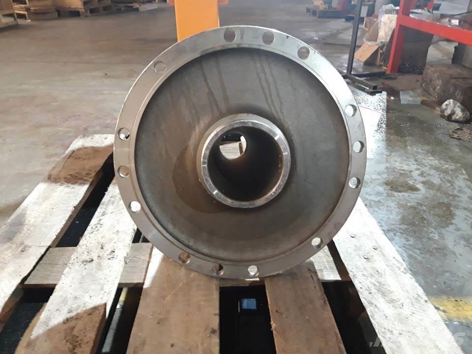CAT 977 Transmisijos