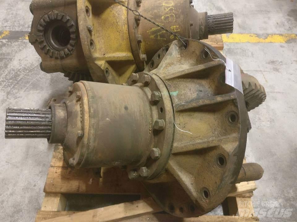 CAT 980B Transmisijos