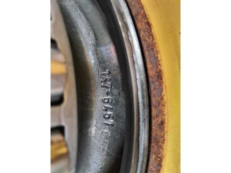 CAT 988G Transmisijos