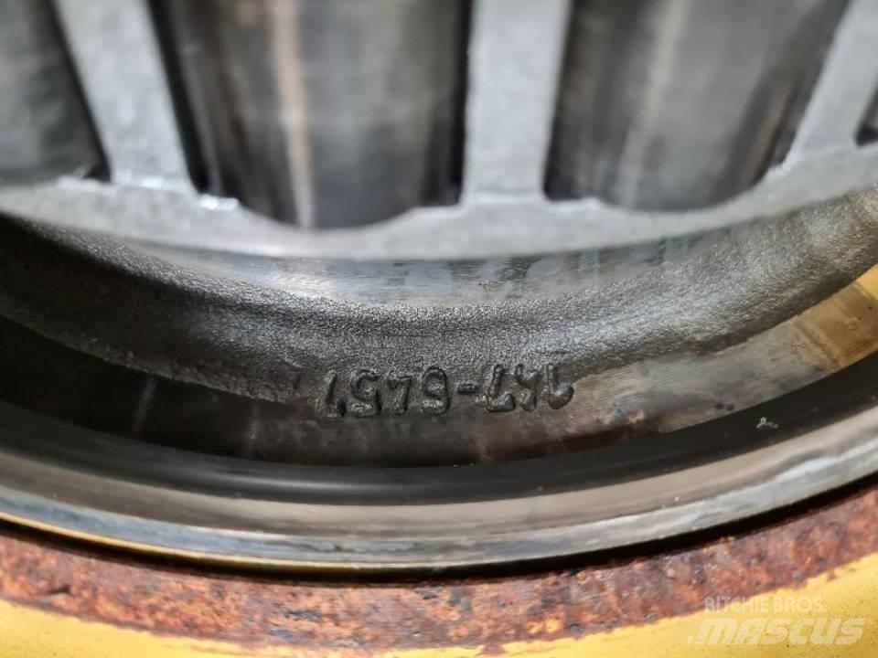 CAT 988G Transmisijos