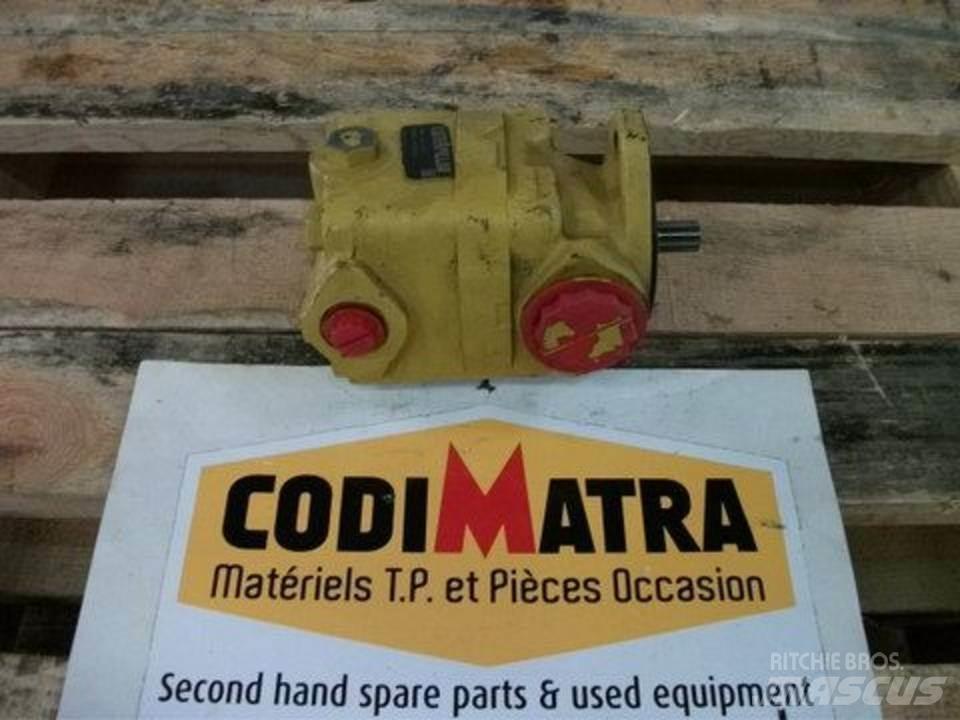 CAT CS563 Hidraulikos įrenginiai