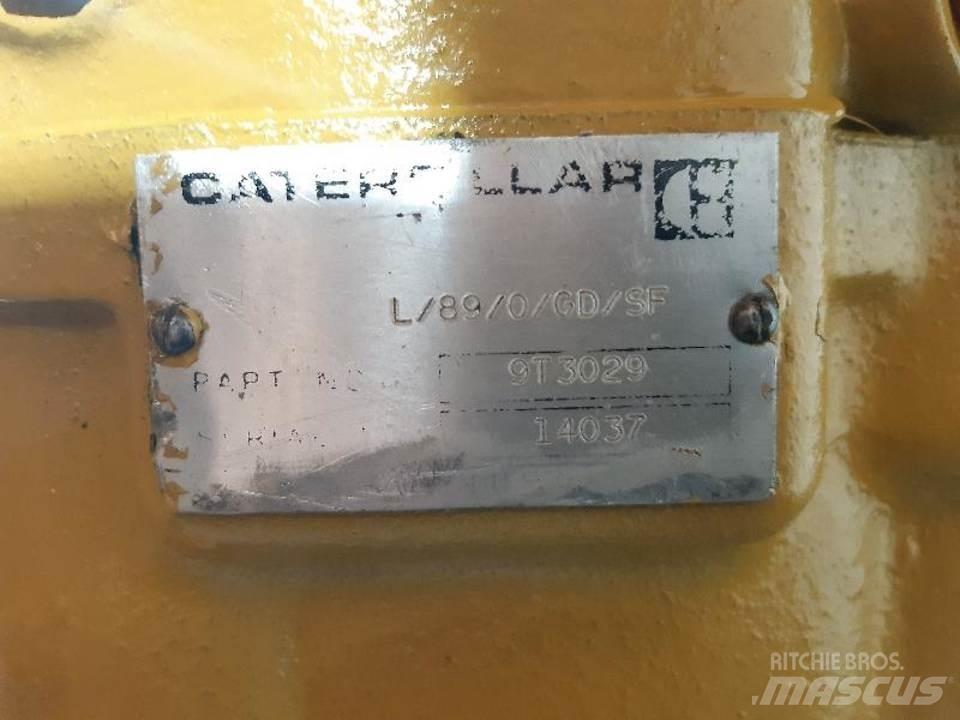 CAT D5H Hidraulikos įrenginiai