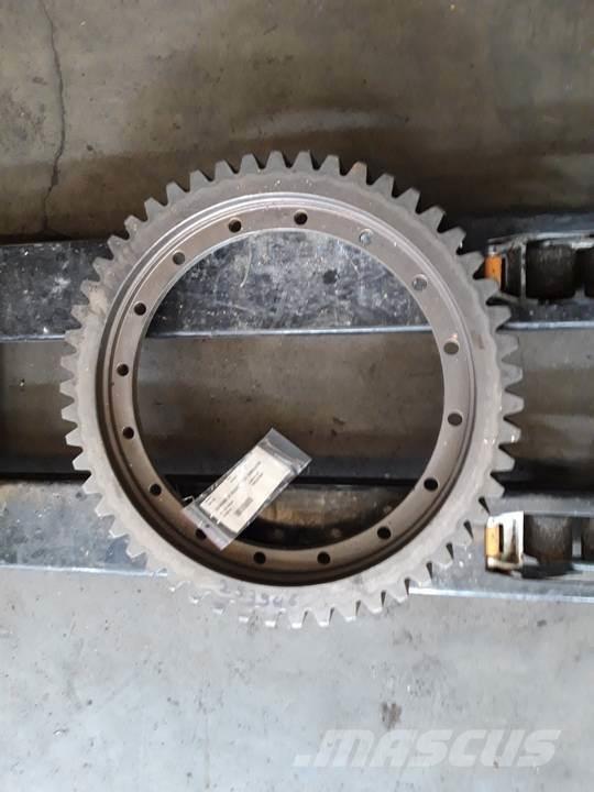 CAT D7F Transmisijos