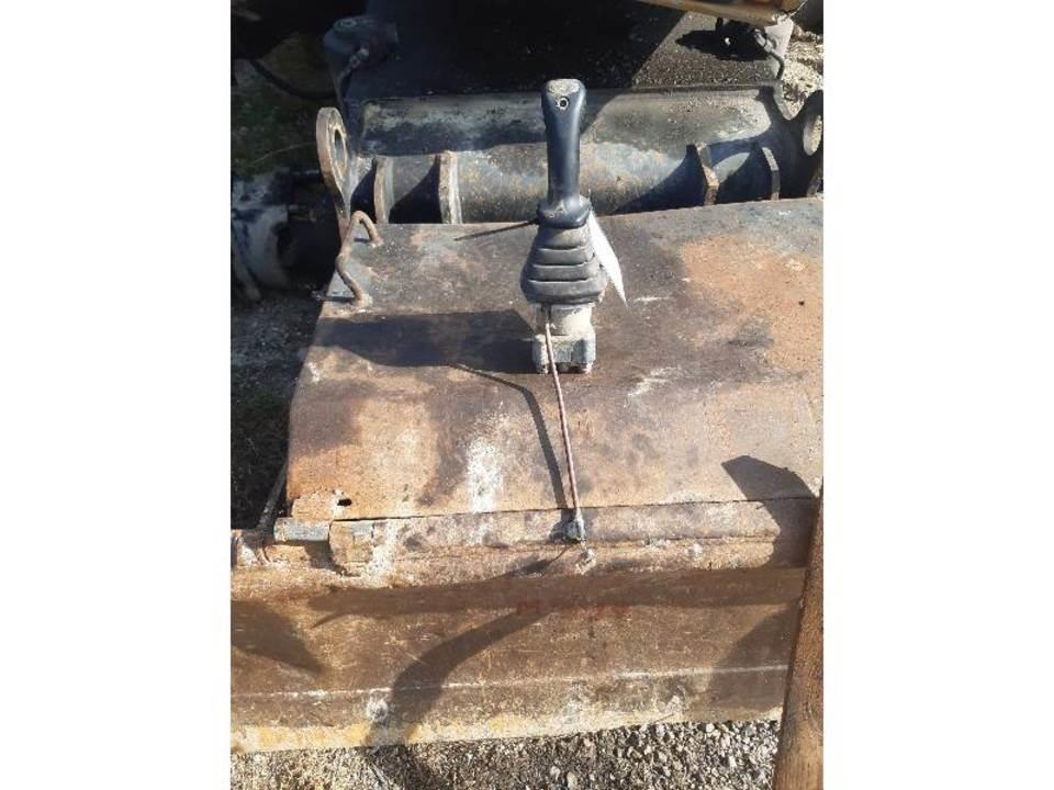 CAT M312 Kabinos ir interjeras