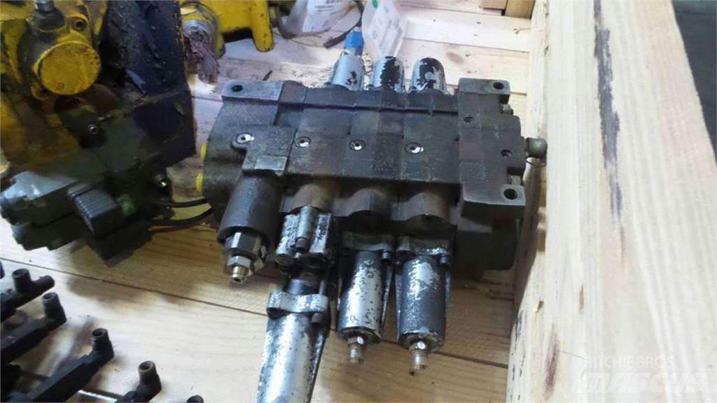 JCB 416HT Hidraulikos įrenginiai