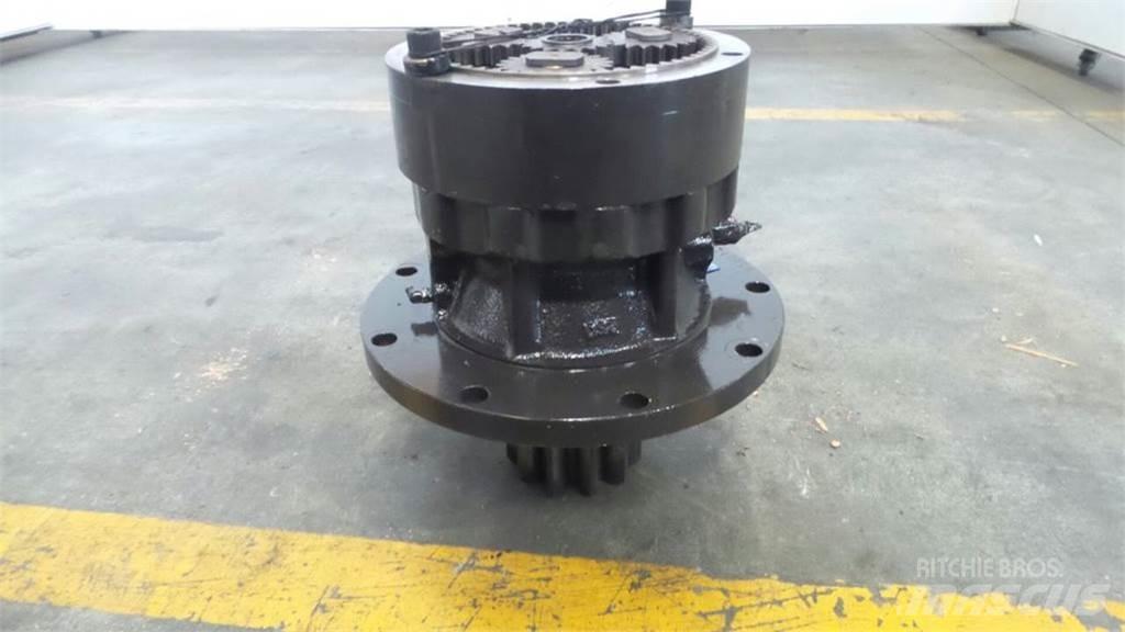 JCB 8085 Transmisijos