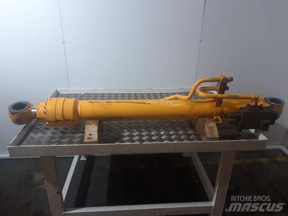 JCB JS160 Hidraulikos įrenginiai