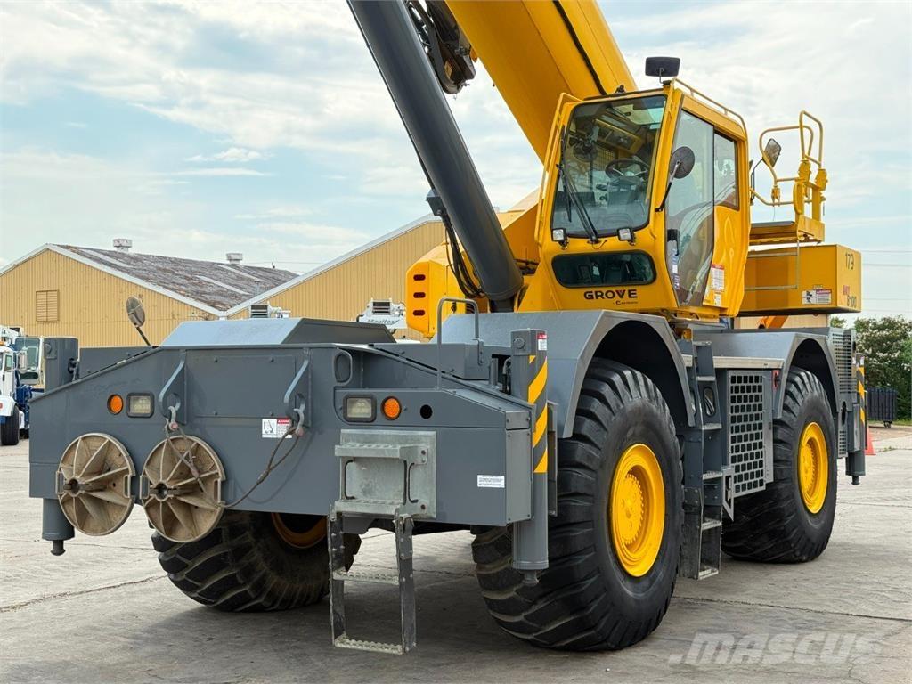 Grove GRT8100 Neapdoroto reljefo kranai