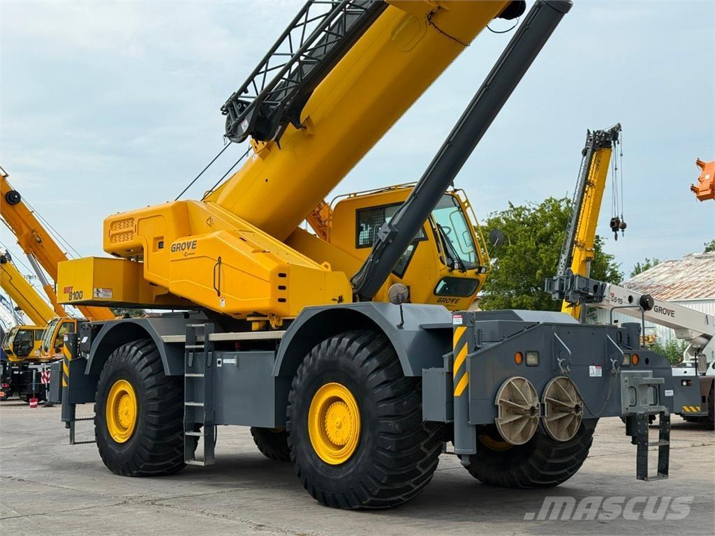 Grove GRT8100 Neapdoroto reljefo kranai