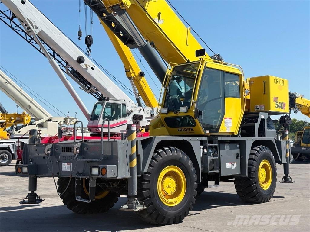 Grove RT540E Neapdoroto reljefo kranai