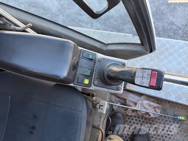 Grove TMS9000E Visureigiai kranai