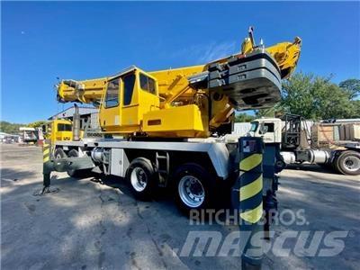 Grove TMS900E Visureigiai kranai