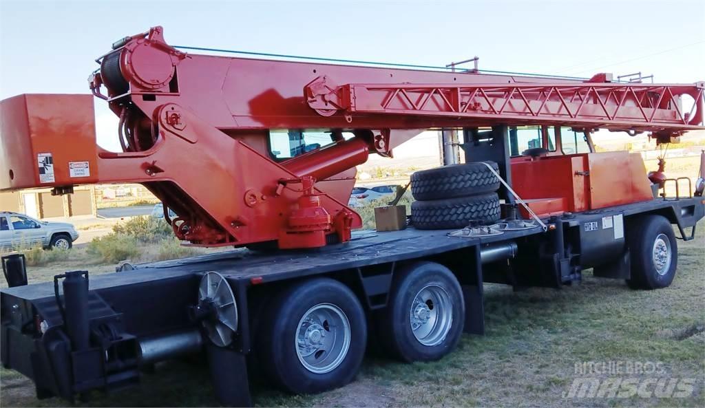 Lorain MCH 230E Visureigiai kranai