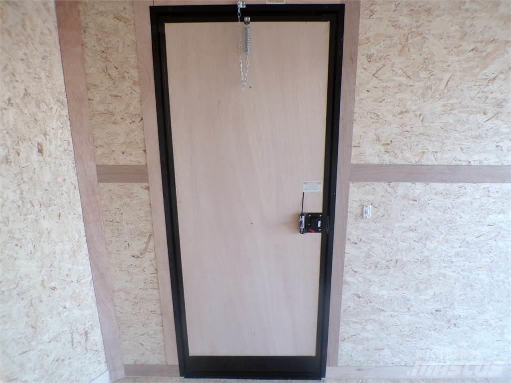  Stealth Dengtos priekabos