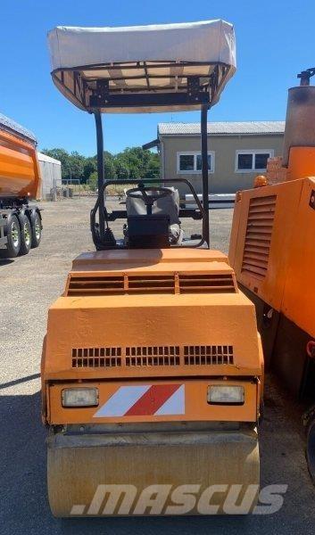 Bomag BW 100 AD-3 Statyba - Kita