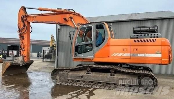 Doosan DX 255 LC Vikšriniai ekskavatoriai