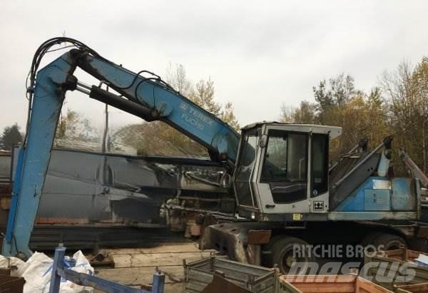 Fuchs MHL 320 Atliekų / pramoniniai krautuvai