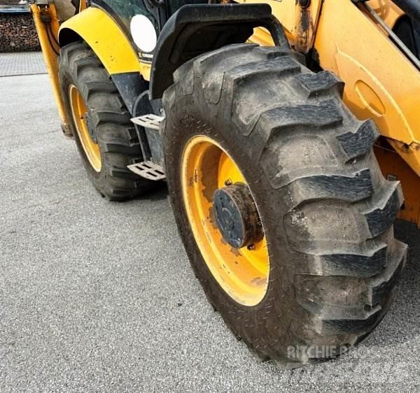 JCB 4 CX Ekskavatoriniai krautuvai