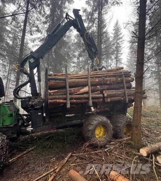 John Deere 1010 E Miško technika (Harvesteriai)
