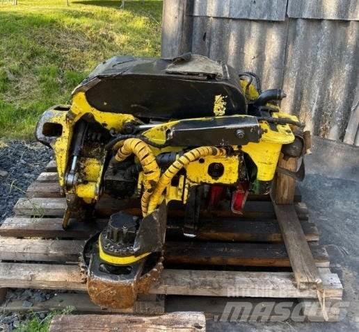 John Deere H 412 Miško pjovimo technika