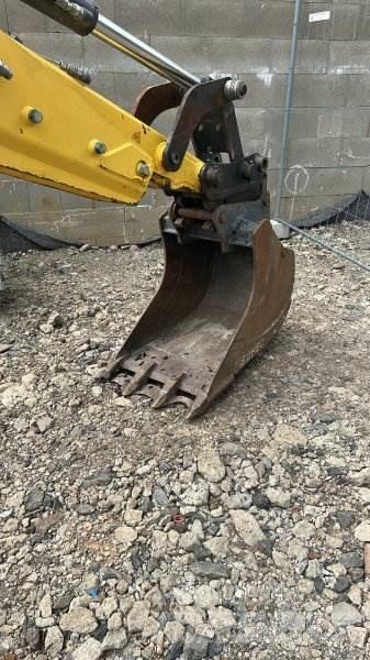 New Holland B100C Ekskavatoriniai krautuvai