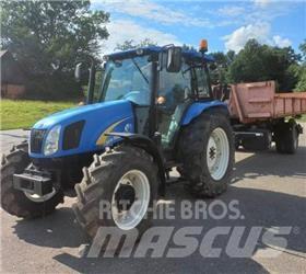 New Holland T5040 Savivartės priekabos