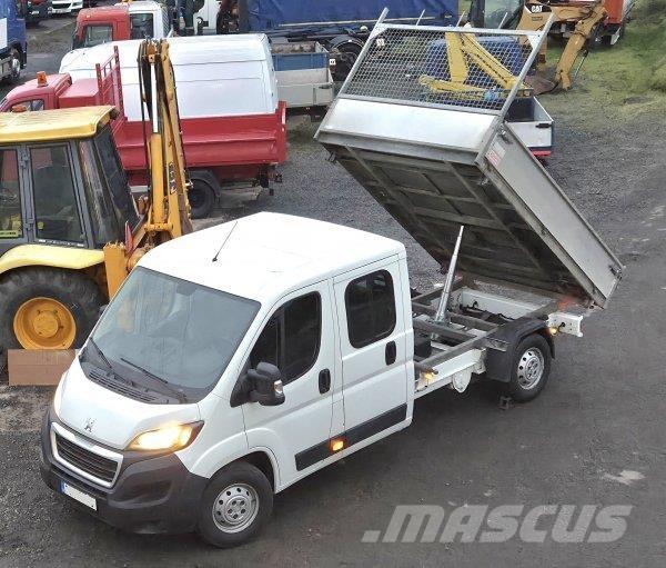 Peugeot Boxer 2.2 HDi Savivarčių priekabų vilkikai