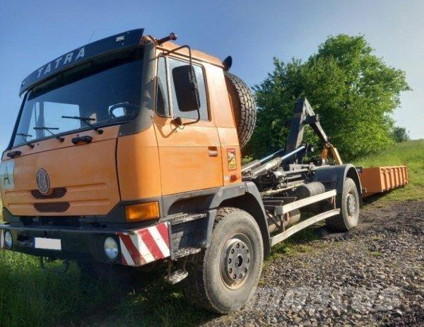 Tatra 815 Sunkvežimiai su keliamuoju kabliu