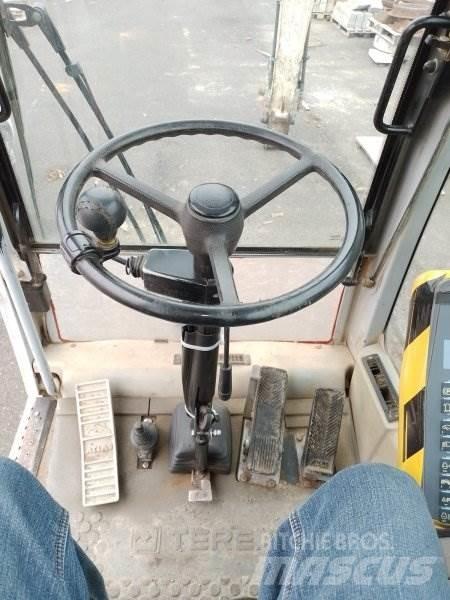 Terex TW 130 Ratiniai ekskavatoriai