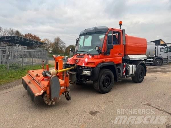 Unimog U 400 Automobilinės cisternos