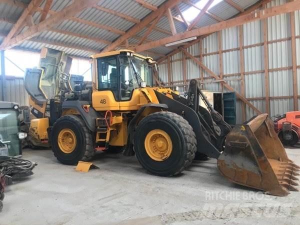 Volvo L 110 H Naudoti ratiniai krautuvai