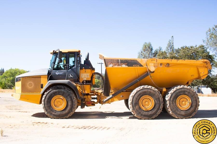 DEERE 410E Karjeriniai savivarčiai