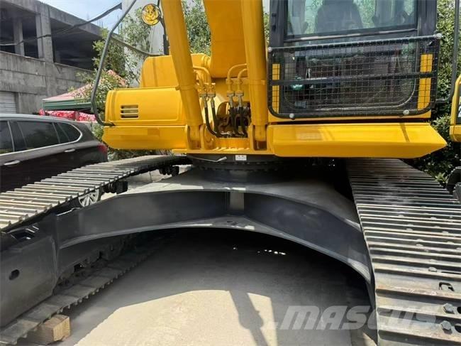 Komatsu PC 220 Vikšriniai ekskavatoriai