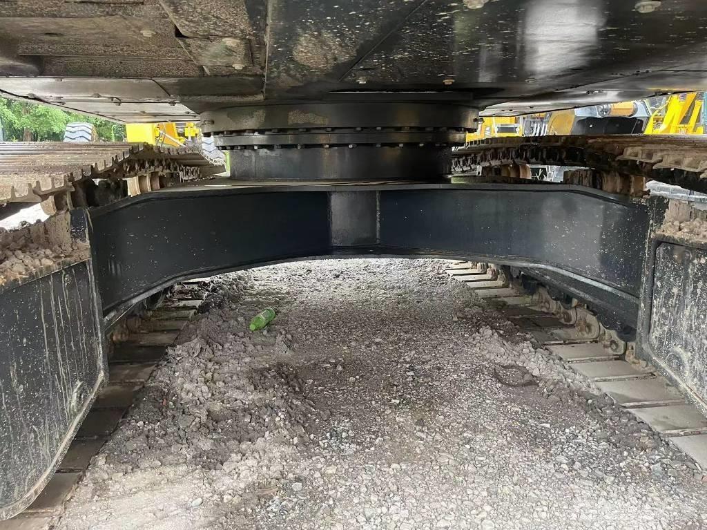 Hyundai R220 Vikšriniai ekskavatoriai