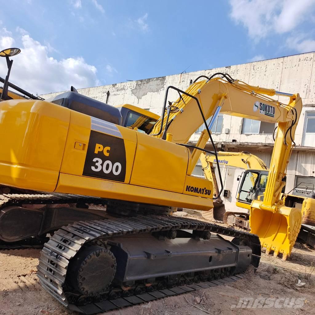 Komatsu PC 300 LC Vikšriniai ekskavatoriai