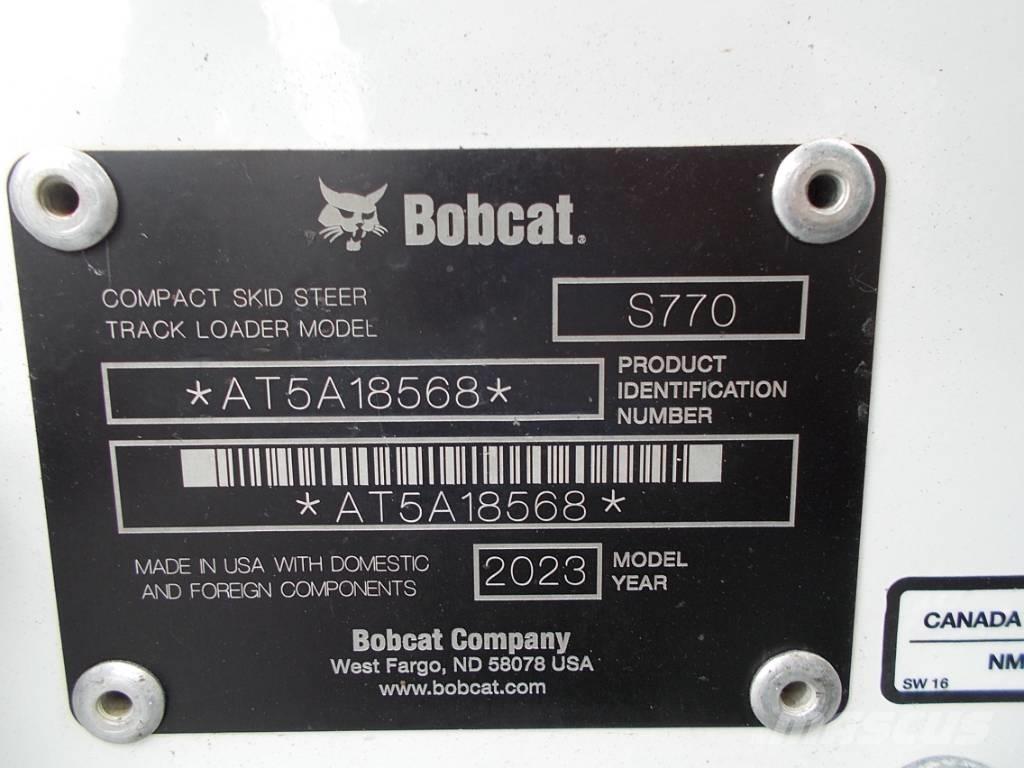 Bobcat S770 Krautuvai su šoniniu pasukimu
