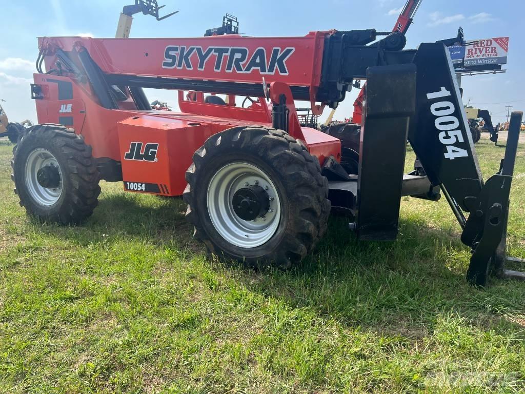 SkyTrak 10054 Šakiniai krautuvai - Kita