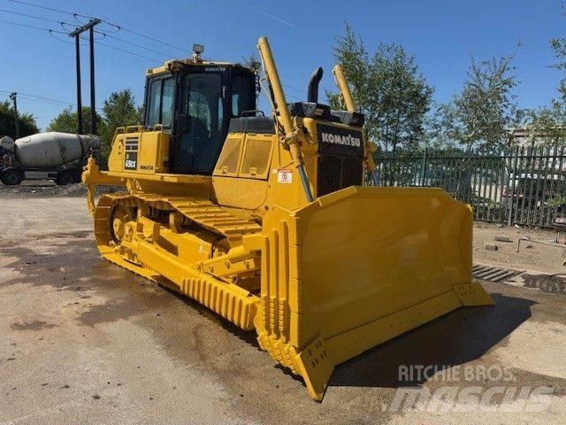 Komatsu D65EX-18 Vikšriniai buldozeriai