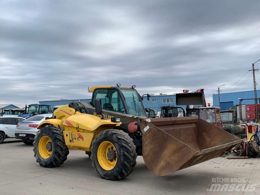 New Holland LM 410 Teleskopiniai krautuvai žemės ūkiui