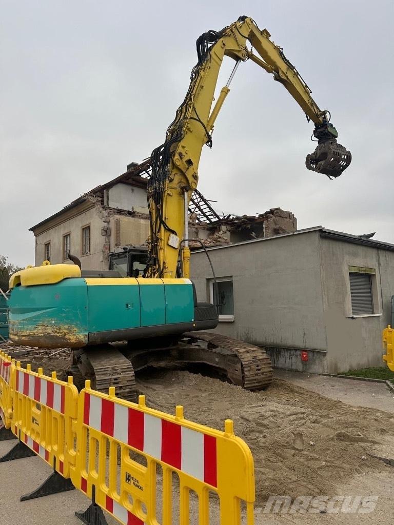 Hitachi LC 250 Griovimo ekskavatoriai
