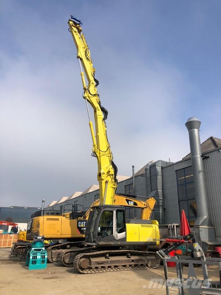 Hitachi LC 250 Griovimo ekskavatoriai