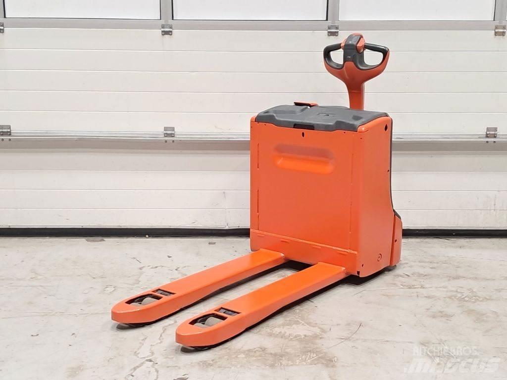 Linde T16 Mažų aukščių keltuvai