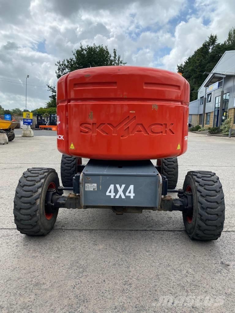 SkyJack SJ 46 AJ Alkūniniai keltuvai