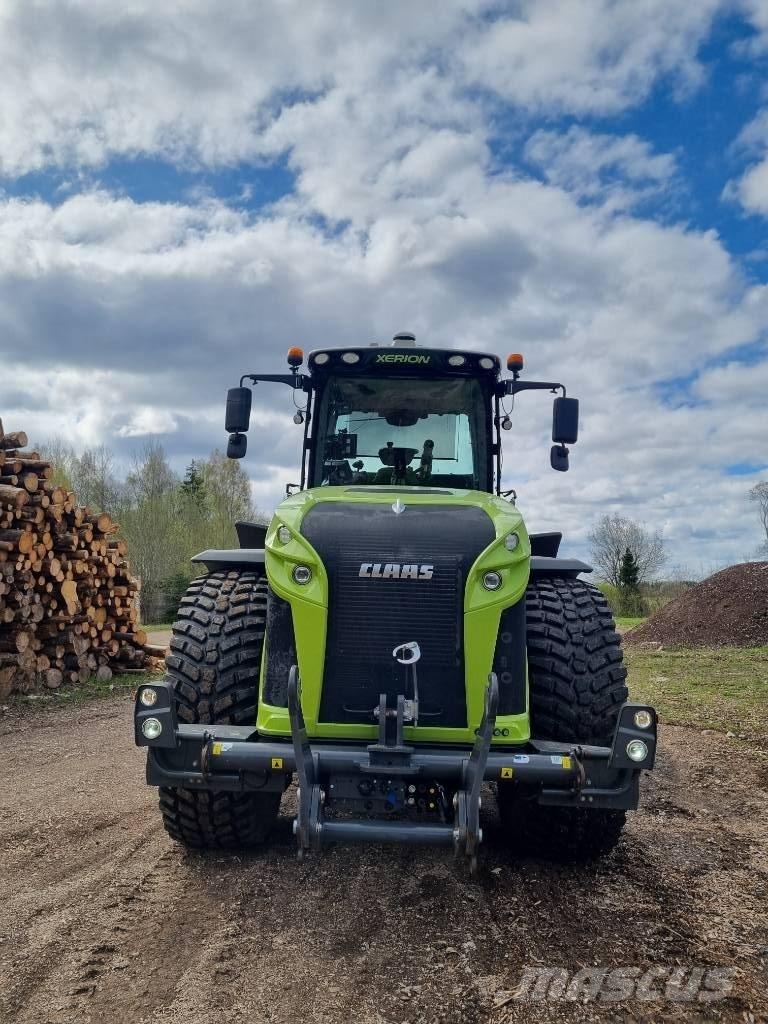 CLAAS XERION 4000VC Traktoriai